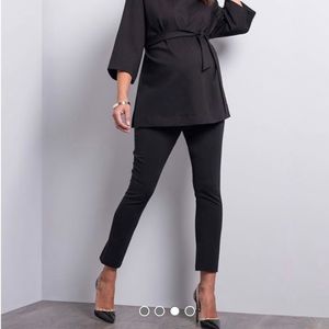 Beautiful brand new maternity top from seraphine!